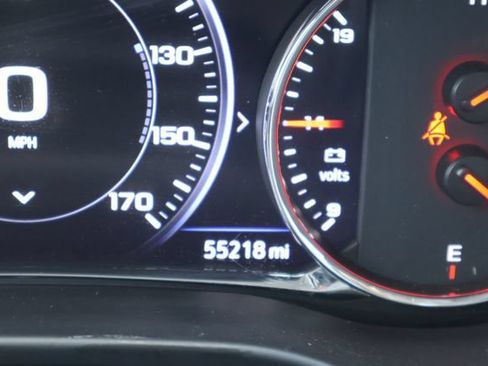 Used 2023 GMC Acadia SLT w/ Technology Package FWD image 28