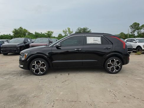New 2026 Kia Niro SX Touring FWD image 5