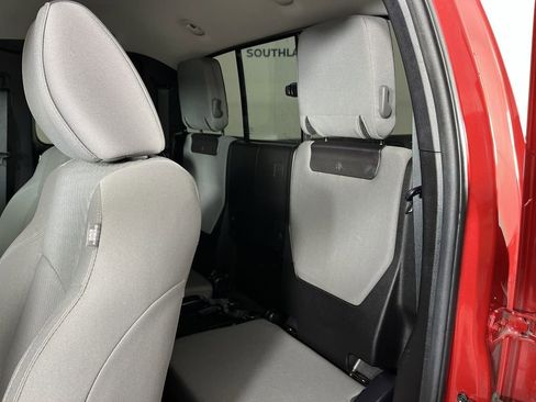 Used 2023 Toyota Tacoma SR5 w/ SR5 Appearance Package RWD image 21