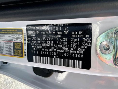 Used 2025 Kia Sportage EX FWD image 30