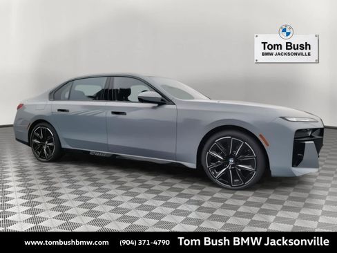 New 2025 BMW 760i xDrive 760i xDrive image 1