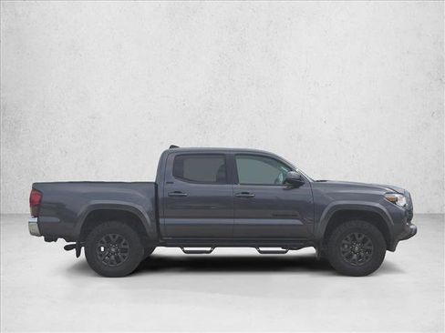 Used 2023 Toyota Tacoma SR5 RWD image 4
