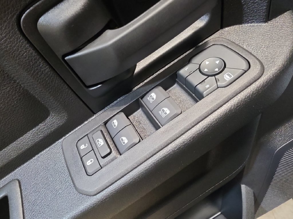 Used 2026 RAM 3500 Tradesman AWD/4WD image 15