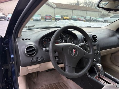 Used 2009 Pontiac G6 Sedan image 13