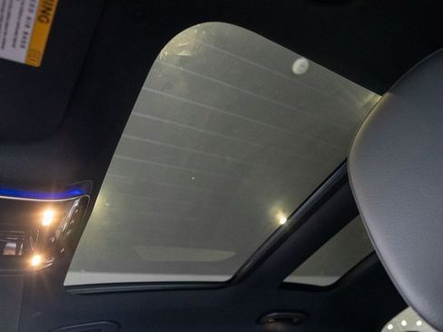 Certified 2025 Mercedes-Benz C 300 4MATIC Sedan image 17