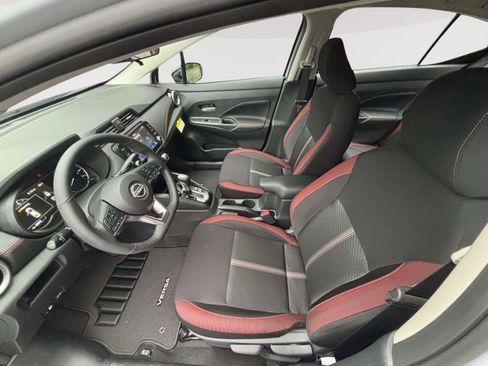 New 2025 Nissan Versa SR w/ Trunk Package FWD image 18