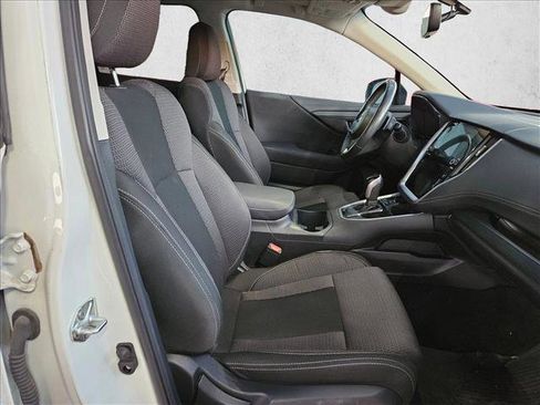 Used 2022 Subaru Outback Premium image 19