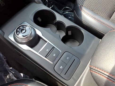 Used 2024 Ford Escape ST-Line w/ Cold Weather Package FWD image 18