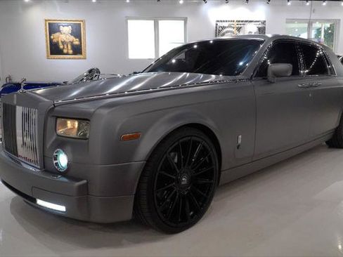 Used 2004 Rolls-Royce Phantom Sedan image 5