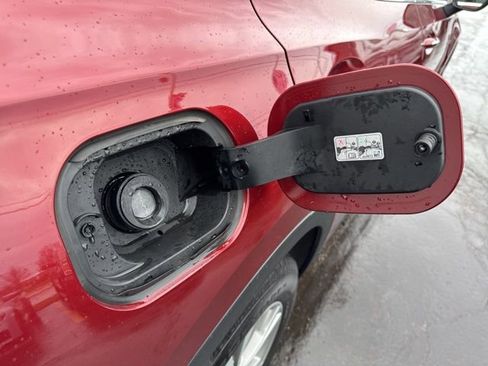 Used 2023 Buick Envision Preferred image 21