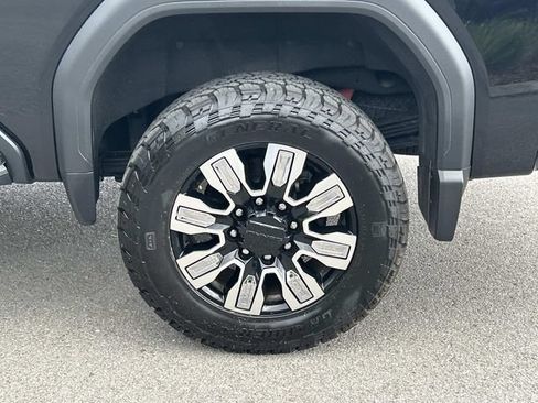 Used 2024 GMC Sierra 2500 AT4 w/ AT4 Premium Plus Package AWD/4WD image 13