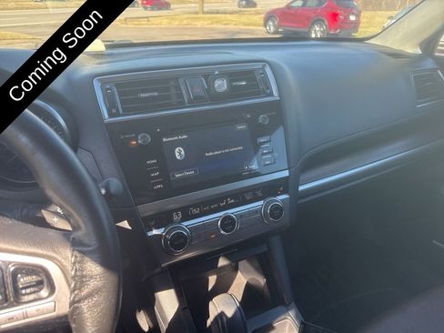 Used 2017 Subaru Outback 3.6R Touring image 25