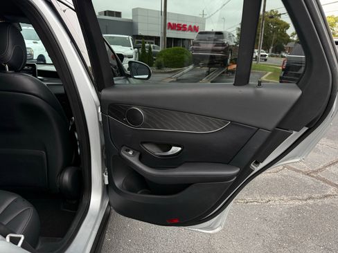Used 2018 Mercedes-Benz GLC 300 image 19