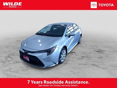 Certified 2025 Toyota Corolla LE image 5