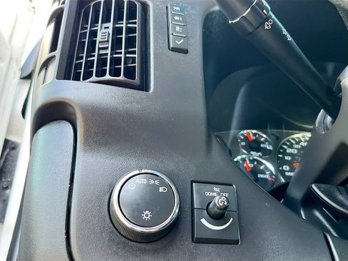 Used 2022 GMC Savana 2500 w/ Driver Convenience Package RWD image 10
