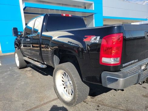 Used 2013 GMC Sierra 2500 SLE w/ SLE Preferred Package image 4