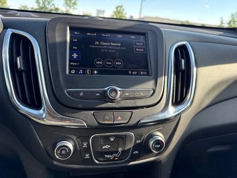 Used 2022 Chevrolet Equinox LT AWD/4WD image 9