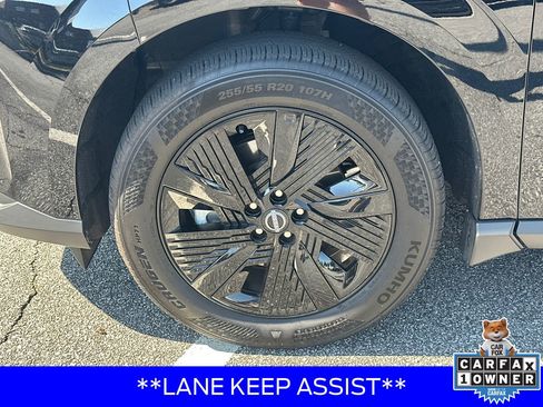Used 2025 Nissan Murano SV FWD image 11