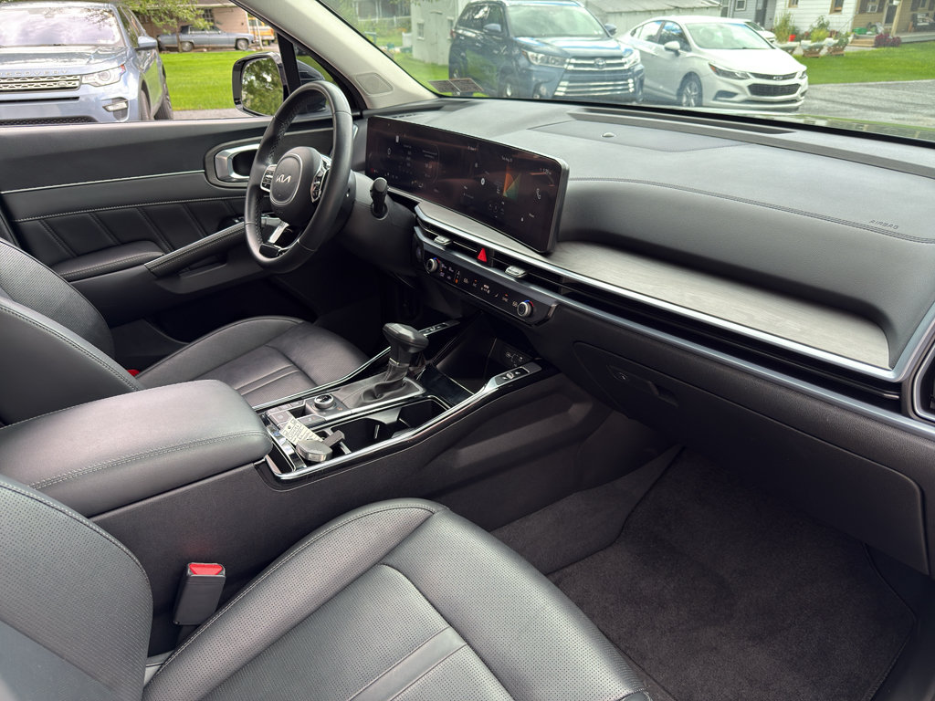 Used 2024 Kia Sorento SX AWD/4WD image 32