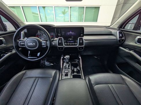 Used 2022 Kia Sorento SX FWD image 16