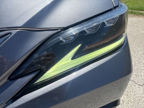 Used 2019 Lexus ES 350 F Sport w/ Accessory Package image 4