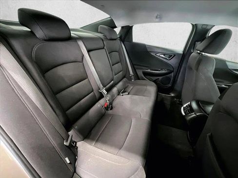 Used 2023 Chevrolet Malibu LT FWD image 29