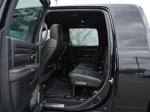 Used 2024 RAM 2500 Limited image 16