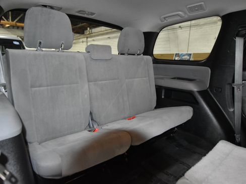Used 2017 Toyota Sequoia SR5 image 59