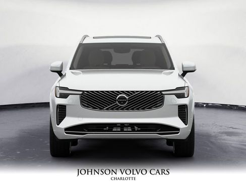 New 2026 Volvo XC90 B6 Ultra w/ Protection Package image 2
