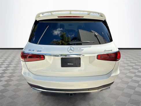 Used 2021 Mercedes-Benz GLS 580 4MATIC image 7