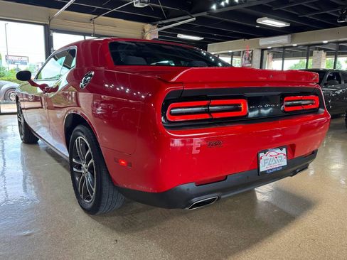 Used 2019 Dodge Challenger GT AWD/4WD image 5