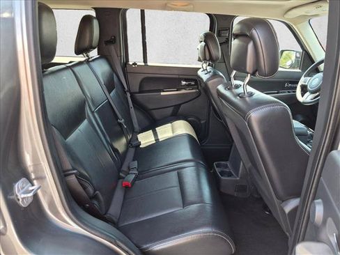 Used 2012 Jeep Liberty Limited Jet w/ Comfort/Convenience Group AWD/4WD image 17