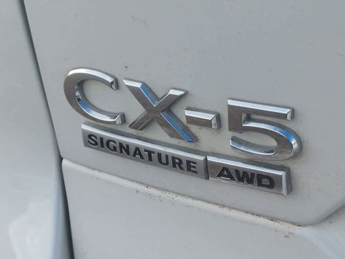 Used 2023 MAZDA CX-5 Signature image 12