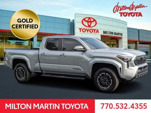 Certified 2025 Toyota Tacoma TRD Sport AWD/4WD image 1