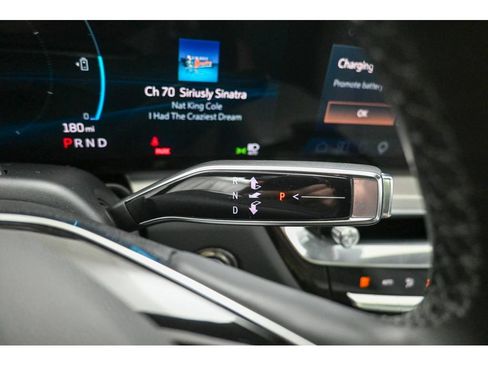 Used 2023 Cadillac Lyriq 2WD image 16