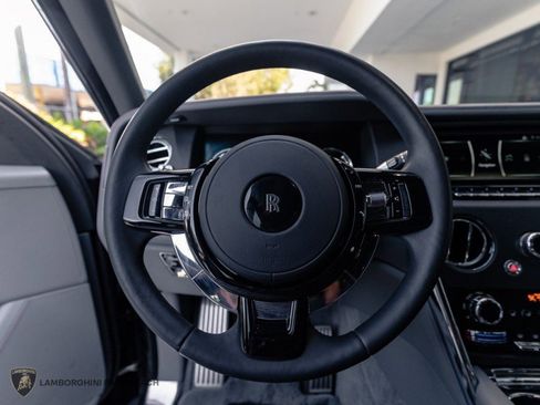 Used 2023 Rolls-Royce Cullinan image 22