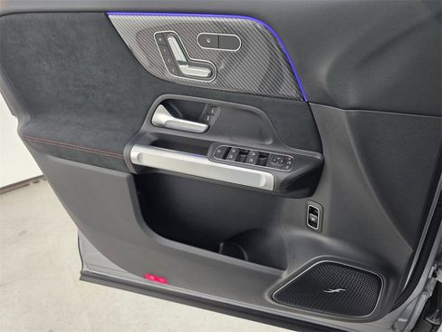 New 2026 Mercedes-Benz GLB 35 AMG 4MATIC image 19