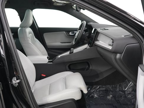 Used 2023 Polestar Polestar 2 AWD/4WD image 11