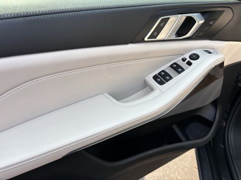 Used 2020 BMW X5 sDrive40i w/ Premium Package RWD image 14