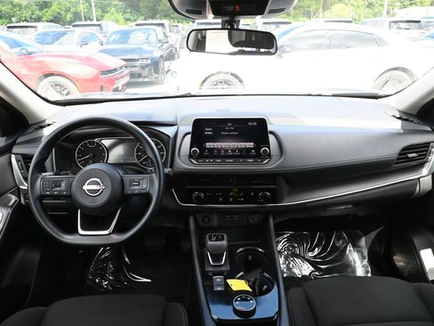 Used 2024 Nissan Rogue S AWD/4WD image 29