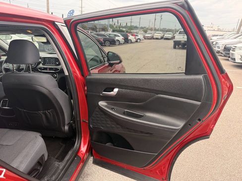 Used 2020 Hyundai Santa Fe SE FWD image 30