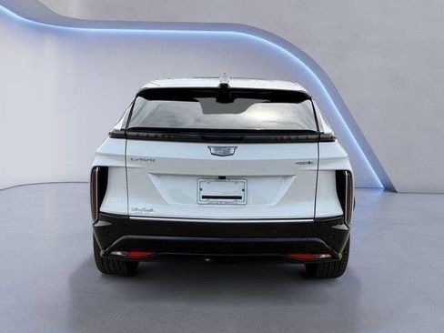 New 2025 Cadillac Lyriq Luxury image 4