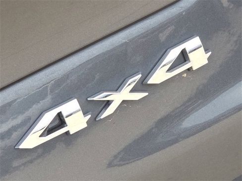 Used 2022 Jeep Grand Cherokee L Limited image 11