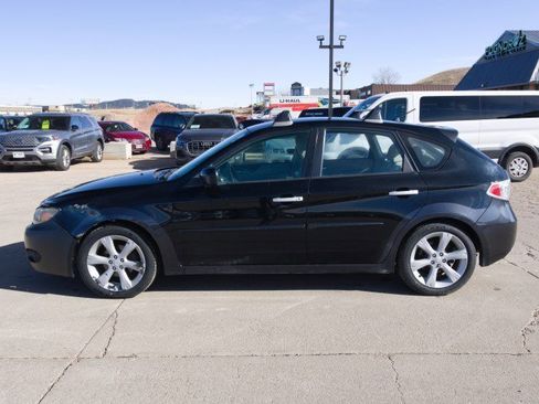 Used 2011 Subaru Impreza Outback Sport image 3