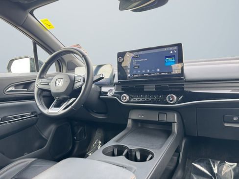 Used 2024 Honda Prologue Touring image 14