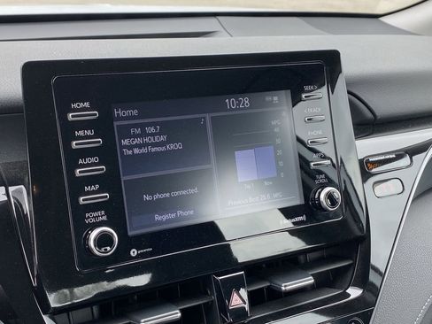 Certified 2024 Toyota Camry SE FWD image 8