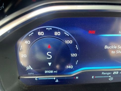 Used 2022 Chevrolet Silverado 1500 LT w/ All Star Edition Plus image 9