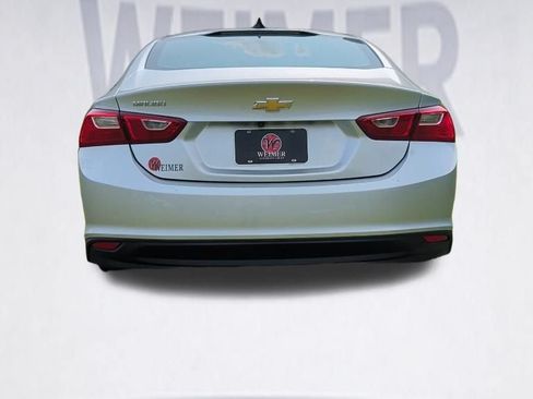 Used 2022 Chevrolet Malibu LS FWD image 6