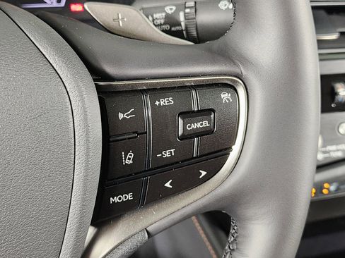 New 2025 Lexus ES 350 w/ Premium Package image 15