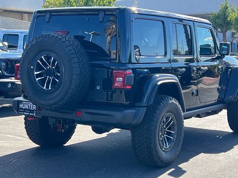 New 2026 Jeep Wrangler Unlimited Rubicon AWD/4WD image 8